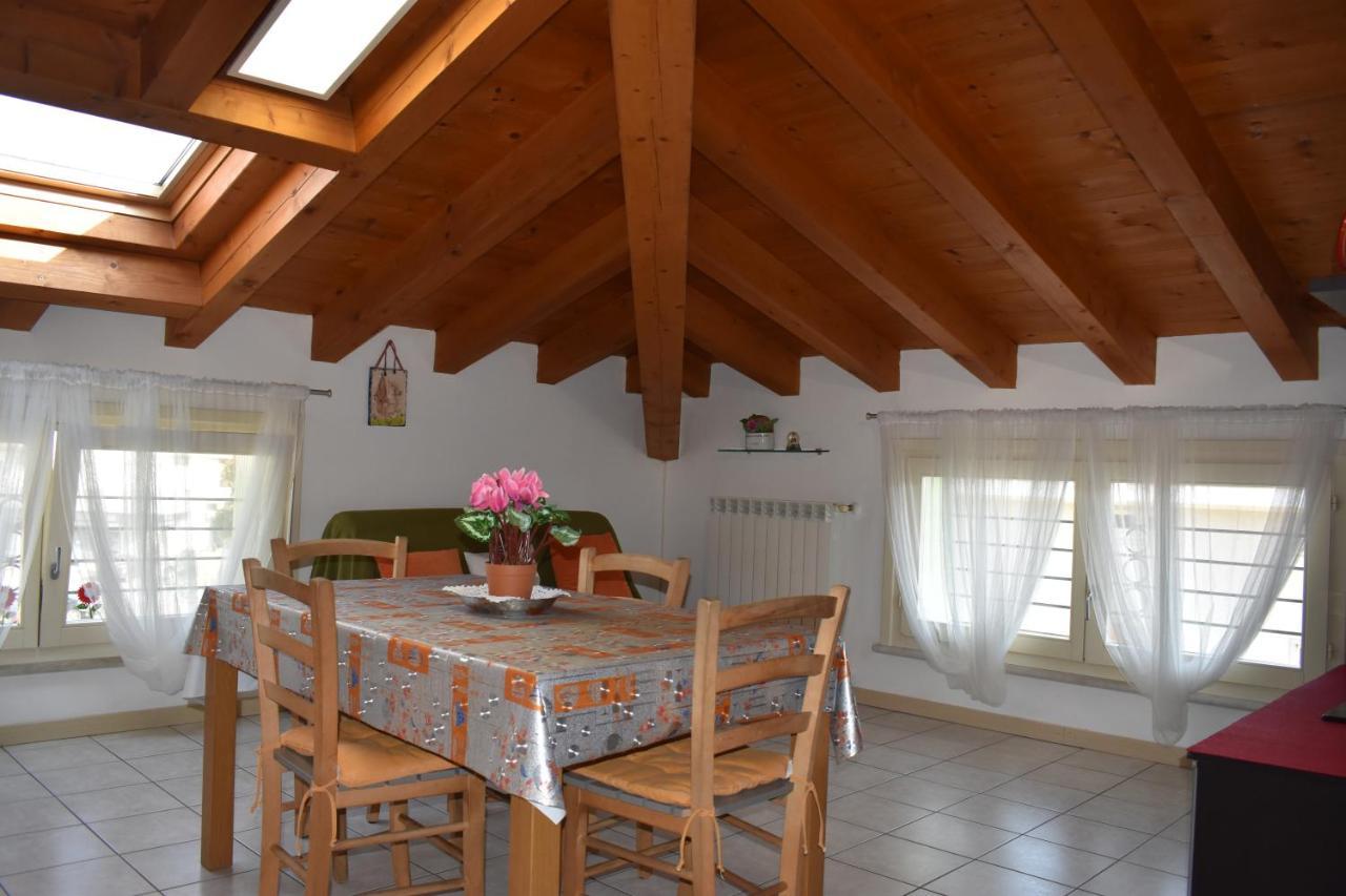 Anna Appartamento Vacanze Monticelli Brusati Exterior foto